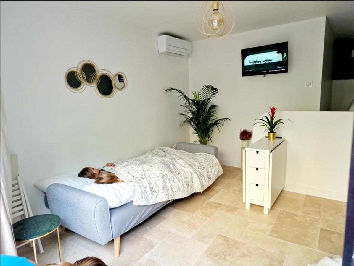 Studio Au Bas Des Cretes En Bas De Villa A La Ciotat Proche De La Mer Et De Marseille المظهر الخارجي الصورة